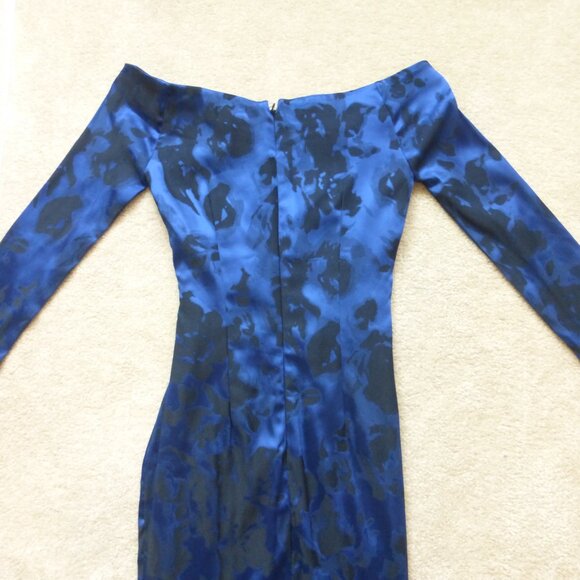 NWT LE CHATEAU cobalt blue and black abstract print off shoulder midi dr… - Picture 8 of 9
